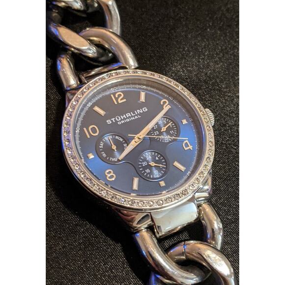 Stuhrling Lady Renoir Shine 813S 02 Women's Quartz Watch Blue Face SS 50M WR - Picture 2 of 11